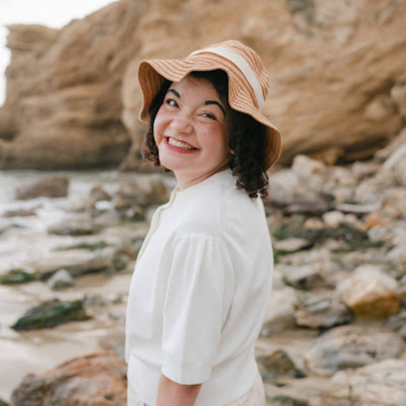 Meet your Posher, Madyson - Picture 1 of 1